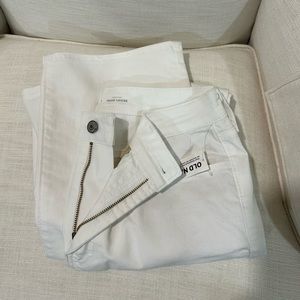 White Jeans Old Navy High Rise Wow Loose size 8 NWT